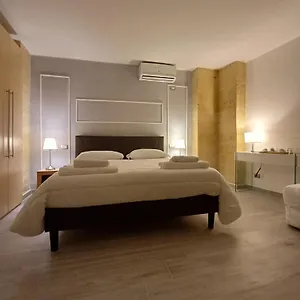 3* Bed & Breakfast Idomeneo 63